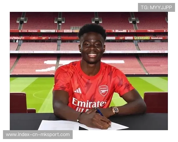 阿森纳的小伙子踢得有勇气,这就是希望,阿森纳视频 阿森纳的小伙子踢得有勇气,这就是希望,阿森纳视频