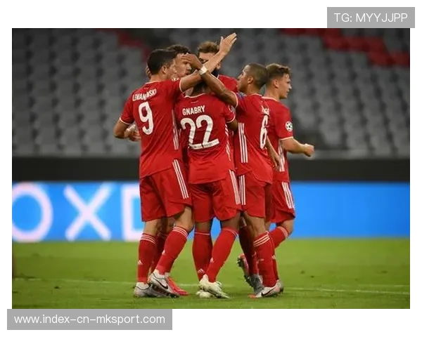 河南队李玮锋监督高强度身体对抗,全队封闭集训冲刺赛季开局 河南队李玮锋监督高强度身体对抗,全队封闭集训冲刺赛季开局